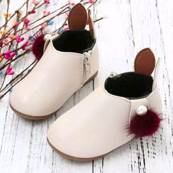Other - Adorable toddler bunny ear booties